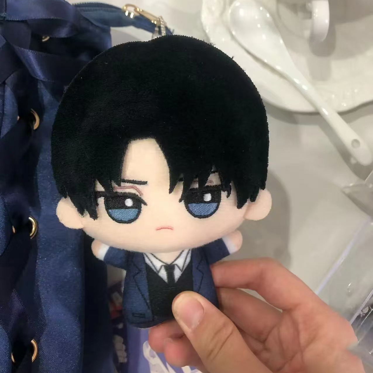Boneco de Pelúcia Levi Ackerma - Cosplay Plushie Prop avaliação e preço